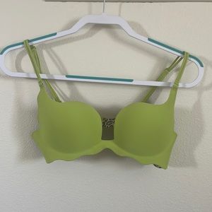 Victoria’s Secret push-up size 36B green in color.